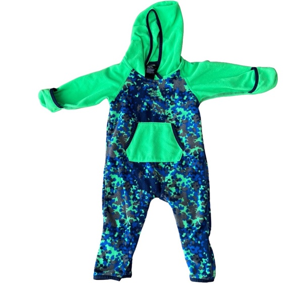 The North Face Infant Glacier Onesie Krypton Green Marble Camo Sz. 6-12 Months - Picture 1 of 8